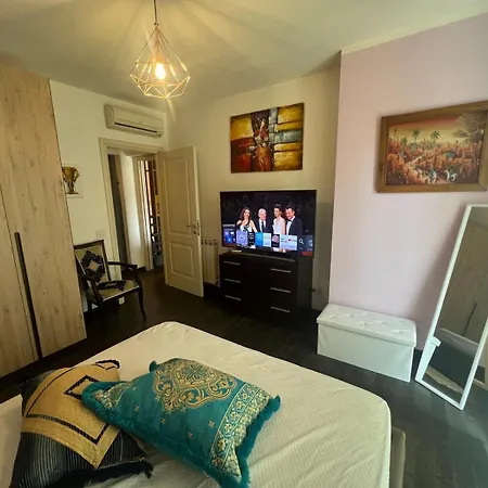 Sofy Penthouse فياريجيو